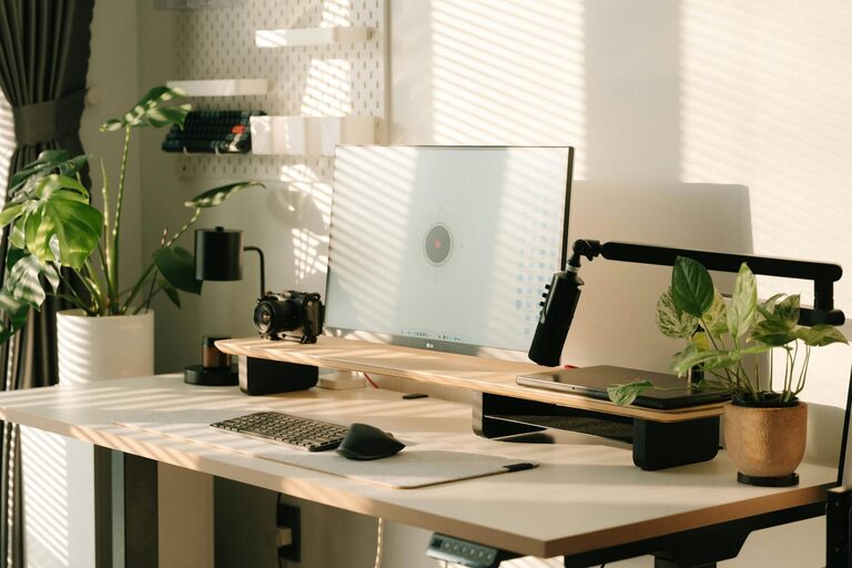 Consejos para organizar un espacio de trabajo en casa que aumente la productividad